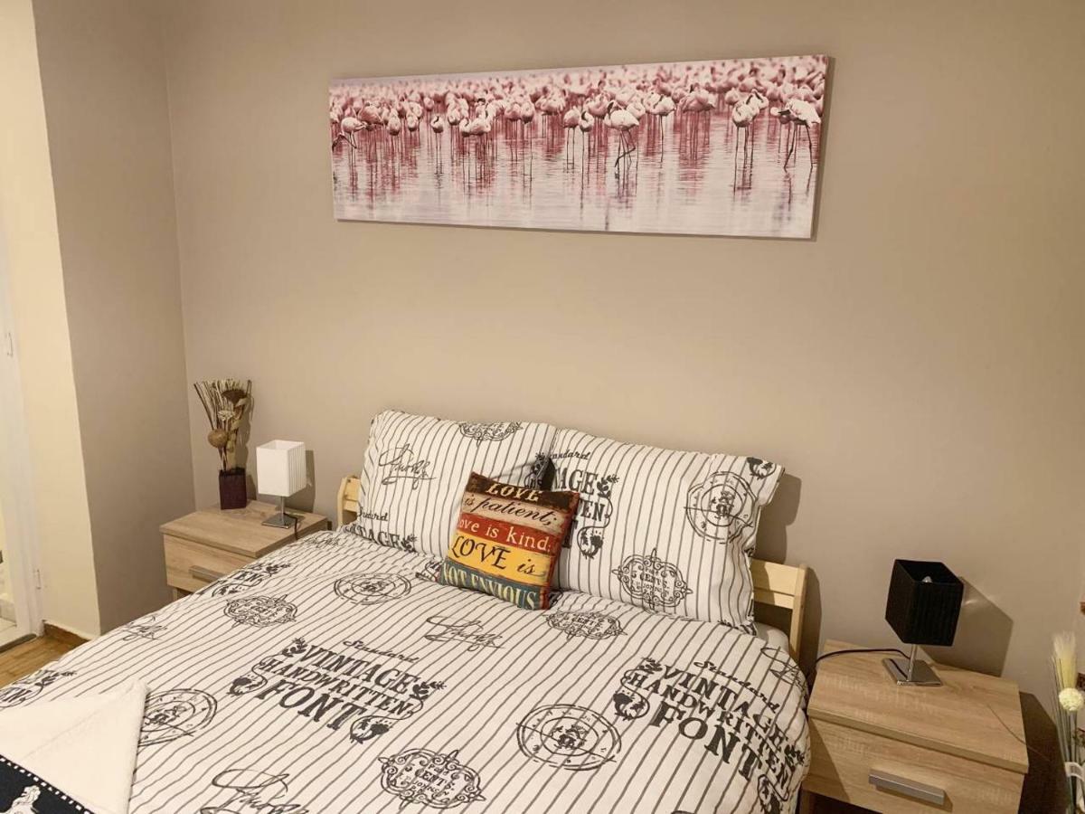 La Vie En Rose Studio,Close To Beach, Paleo Faliro Athén Kültér fotó